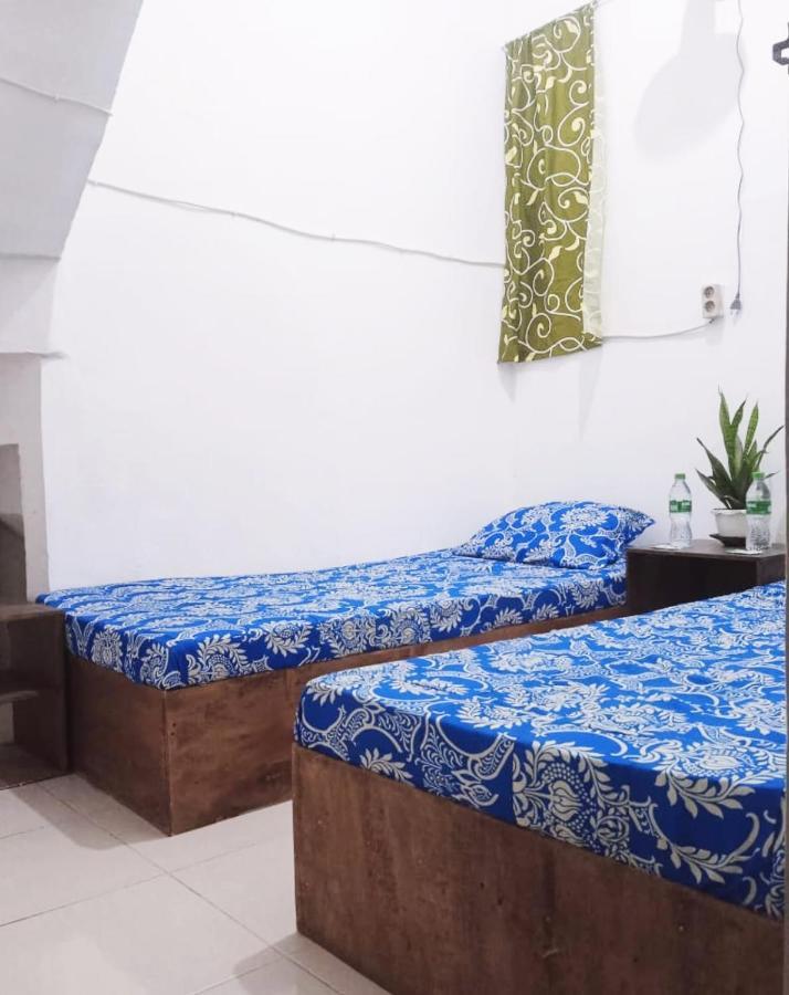 Greenkost Hostel Sintang Ngoại thất bức ảnh